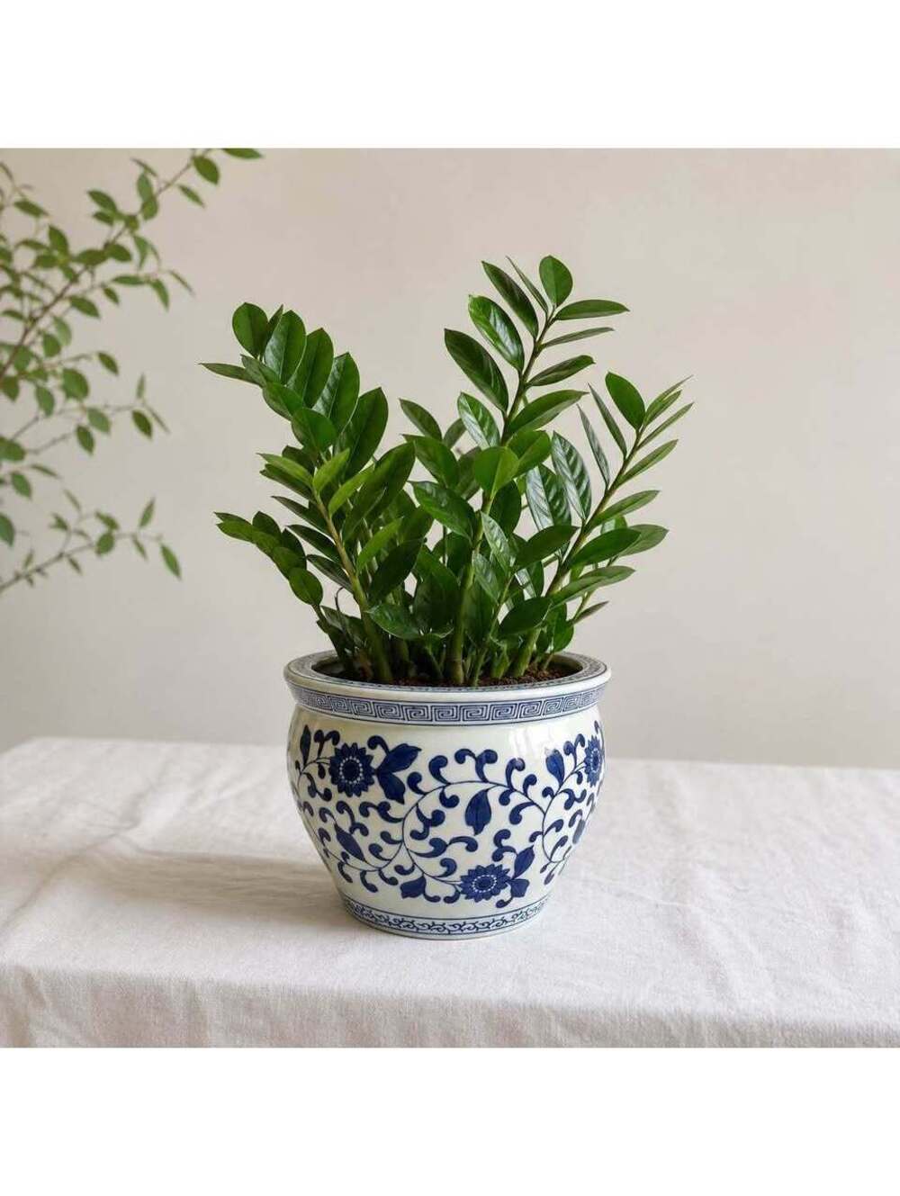 Vintage Blue White Porcelain Fish Bowl Planter Cachepot Chinese Floral 8”